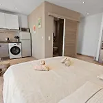 Daire L'aristide - Hypercentre - Spacious - Ac Antibes